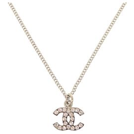 Colar de strass prateado Chanel Coco Mark Prata