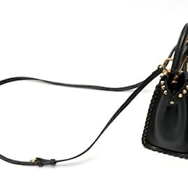 Fendi-Fendi Peekaboo Small Shoulder Handbag-Black