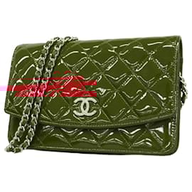 Chanel-Chanel Red Patent Leather Shoulder Wallet-Red