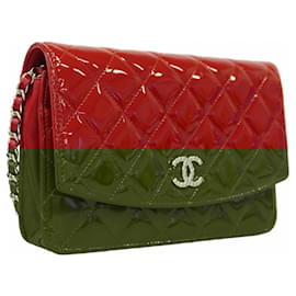 Chanel-Chanel Red Patent Leather Shoulder Wallet-Red