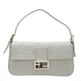 Fendi-Fendi Mamma Bucket Bag-White