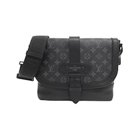 Louis Vuitton-Louis Vuitton Monogram Eclipse Saumur Messenger Shoulder Bag-Black