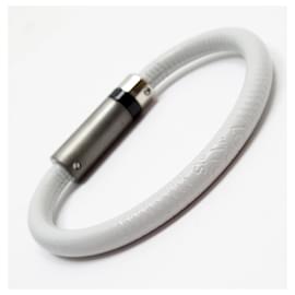 Louis Vuitton-Louis Vuitton Light Gray Leather Charm Bracelet-Grey