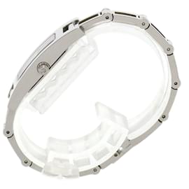 Gucci-Gucci 3900L Stainless Steel Ladies Wristwatch-Silvery