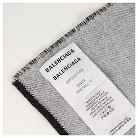 Balenciaga-Xale de lã preta Balenciaga-Preto