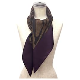 Fendi-Fendi Silk Scarf in Bordeaux-Dark red