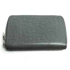 Louis Vuitton-Louis Vuitton Taiga Leather Coin Purse-Brown