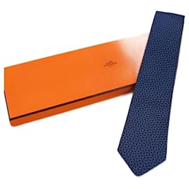 Hermès-Hermes Silk Necktie in Blue and Navy-Blue,Navy blue