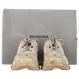 Balenciaga-Baskets Balenciaga Triple S en polyester beige-Gris