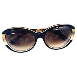 Louis Vuitton-Louis Vuitton Petit Soupçon Cat Eye sunglasses-Brown