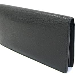 Louis Vuitton-Louis Vuitton Bi-fold Long Wallet in Taiga Leather-Black