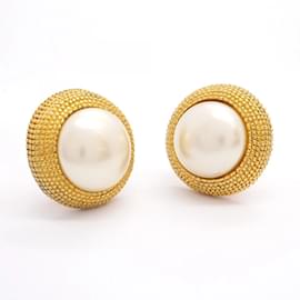 Chanel-Boucles d'oreilles clips en plaqué or Chanel-Doré