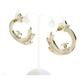 Chanel-Chanel Silver Metal Stud Earrings-Silvery