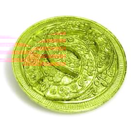 Chanel-Chanel Gold Metal Brooch-Golden