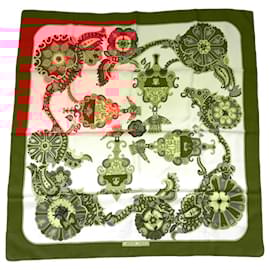 Hermès-Foulard en soie vintage-Beige