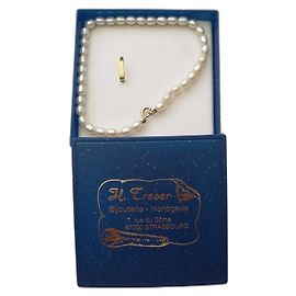 Autre Marque Chiusura in oro 14K e perle d'acqua dolce per questo bracciale vintage Bianco D'oro Crudo Crema Bianco sporco Gold hardware