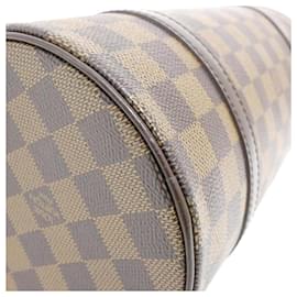 Louis Vuitton-Louis Vuitton Damier Papillon Handbag-Damier ebene