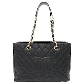 Chanel-Sac de shopping grand modèle en cuir matelassé Chanel A50995-Noir