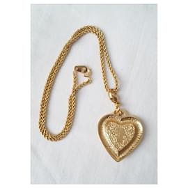 Yves Saint Laurent-Engraved 'Paris I love you' - Charm vintage and new on golden necklace-Golden,Peach,Gold hardware
