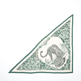 Hermès-Hermes Carre Triangle Geant JUNGLE LOVE Large Scarf-White,Green