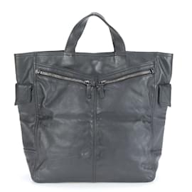 Prada-Sac à épaule en cuir Triangle Prada-Noir