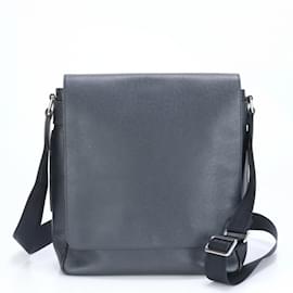 Louis Vuitton-Louis Vuitton Taiga Milo M32632 Bol Leather Shoulder Bag-Other