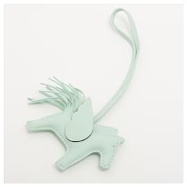 Hermès-Charm Rodeo Pegasus PM en Bleu de Hermès-Bleu