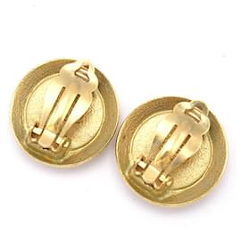 Chanel-Boucles d'oreilles clip en métal doré CC de Chanel-Doré
