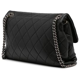 Chanel-Chanel Noir Matelassé Agneau Bourgogne Rocks Flap-Noir