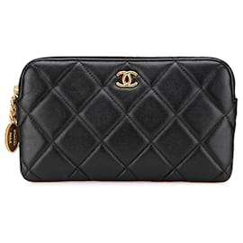 Chanel-Pochette en caviar matelassé noir CC de Chanel-Noir