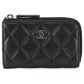 Chanel-Porte-clés zippé classique en caviar matelassé noir Chanel-Noir