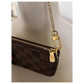 Louis Vuitton-Purses, wallets, cases-Multiple colors