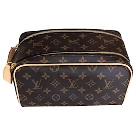 Louis Vuitton-Louis Vuitton Dopp Kit Toiletry Bag-Brown