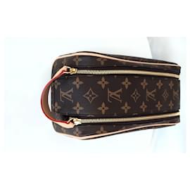 Louis Vuitton-Louis Vuitton Dopp Kit Toiletry Bag-Brown