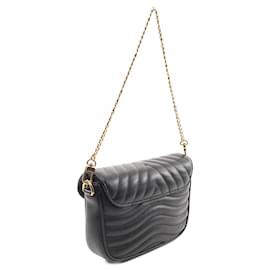 Louis Vuitton-Sac 2 en 1 Louis Vuitton Multi Pochette New Wave en cuir M56461-Noir