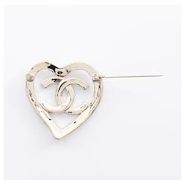 Chanel-Chanel GP Coco Mark Heart Motif Brooch B22/P-Golden,Metallic