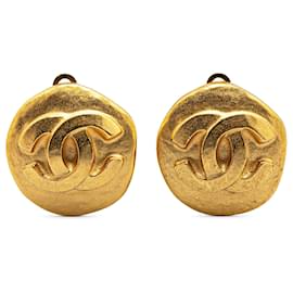 Chanel-Chanel Gold Gold Plated CC Clip On Earrings-Golden