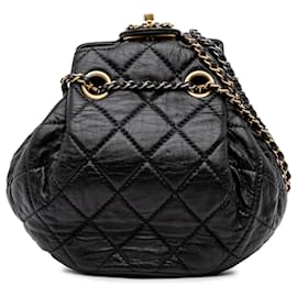 Chanel-Sac seau en cuir d'agneau matelassé noir CC de Chanel avec chaîne à cordon-Noir