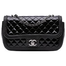 Chanel-Chanel Black Medium Quilted Patent and Lambskin Classic Twist Flap-Black