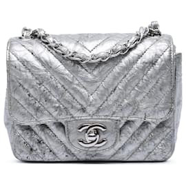 Chanel-Chanel Silver Mini Square Classic Chevron Metallic Crumpled Patent Single Flap-Silvery