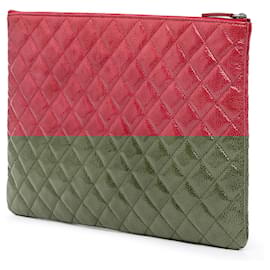 Chanel-Pochette O en cuir verni matelassé rouge large de Chanel-Rouge