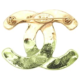 Chanel-Chanel Gold Gold Plated CC Brooch-Golden