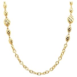 Chanel-Collier en chaîne à maillons avec médaillon ovale matelassé plaqué or Chanel-Doré