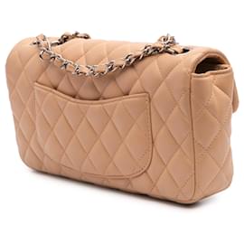 Chanel-Chanel Brown Classique Cuir d'Agneau Est-Ouest Simple Rabat-Marron,Beige