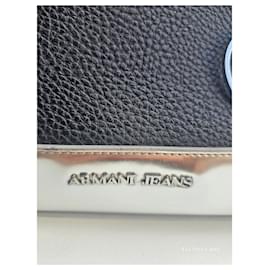Armani-Baul-Black