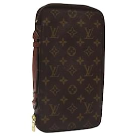 Louis Vuitton-LOUIS VUITTON Monogram Poche Escapade Travel Case M60113 LV Auth ar13445-Monogram