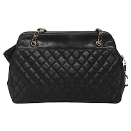 Chanel-CHANEL Matelasse Chain Shoulder Bag Lamb Skin Black Gold CC Auth 117450-Black,Golden