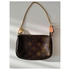 Louis Vuitton-Handbags-Brown