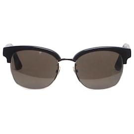 Gucci-Black rectangular-frame metal sunglasses-Black