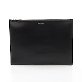 Yves Saint Laurent-Yves Saint Laurent Black Leather Clutch Bag-Black
